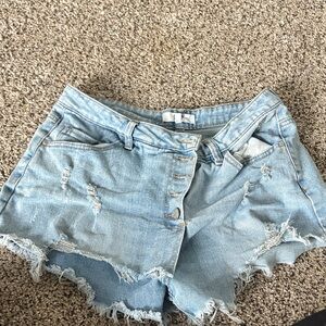 Light Wash Distressed Denim Women’s Shorts